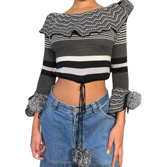 Vintage 2000s crop knit sweater (XS-M) - Picture 4 of 7